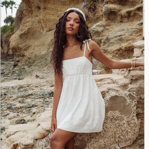NWT Show me your mumu Gretchen mini dress